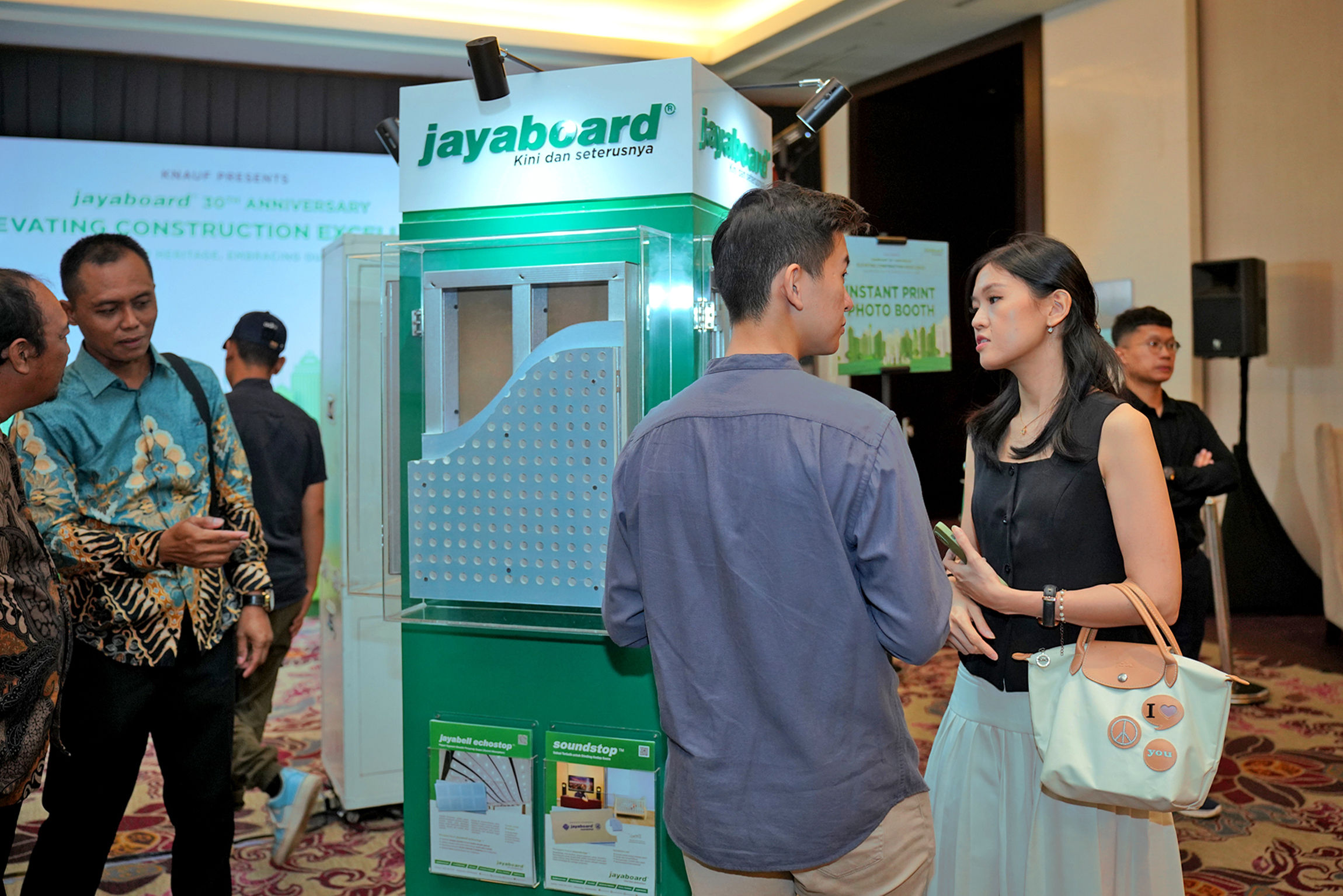 Jayaboard® 30th - Product Display